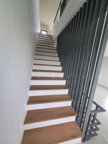 ทาวน์โฮม 3 ชั้น (หลังริม) ถนนเฉลิมพระเกียรติ ร. 9 ซอย 30, Bangkok, Dok Mai, Prawet, Bangkok, 3 Bedrooms, 150 sqm, Townhouse For Sale, by ภัทรนัน อิศรางกูร ณ อยุธยา, 500502401 - DDproperty.com