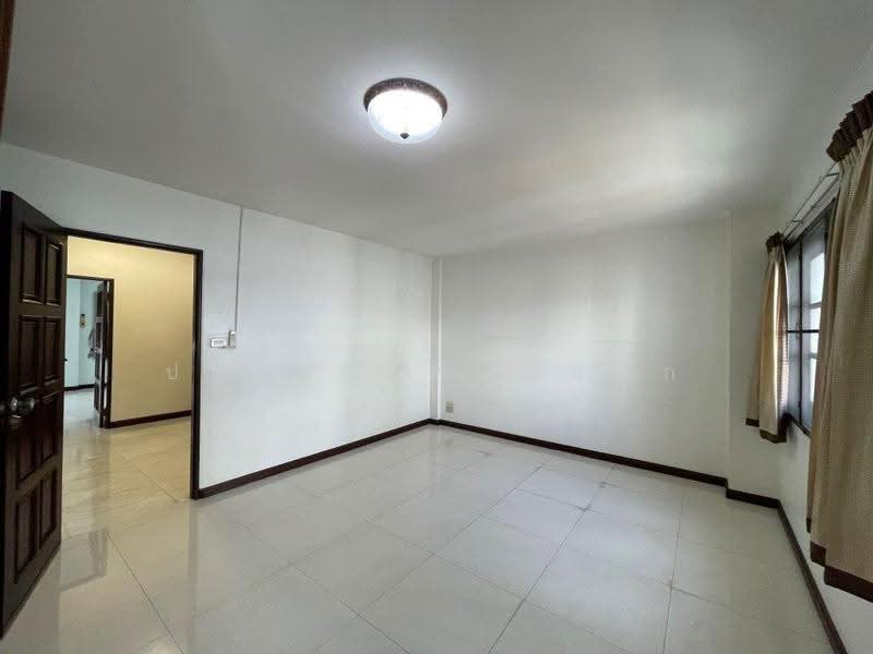 Baan Sukhumvit Garden City 79, Bangkok, Sukhumvit Road 79, Bang Chak, Phra Khanong, Bangkok, 5 Bedrooms, 300 sqm, Townhouse For Rent, by ปรีชา จิตต์สมนึก, 500502419 - DDproperty.com