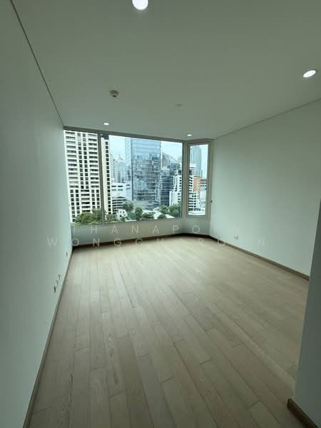 The Park Chidlom, Bangkok, 1 Petchaburi Road, Pathum Wan, Bangkok, 3 Bedrooms, 310 sqm, Condo For Rent, by Thanaporn Wongcharoen, 500502421 - DDproperty.com