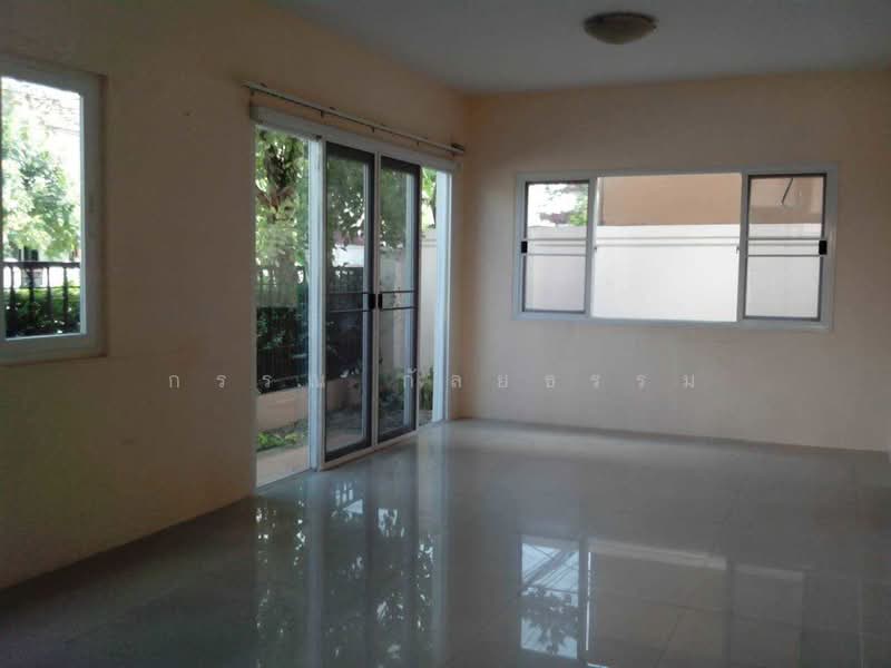 The Connect Donmuang-Viphavadi, Bangkok, Liap Khoo Nai Kim Sai 1 Road, Si Khan, Don Mueang, Bangkok, 3 Bedrooms, 110 sqm, Townhouse For Sale, by กรรณ กัลยธรรม, 500502433 - DDproperty.com