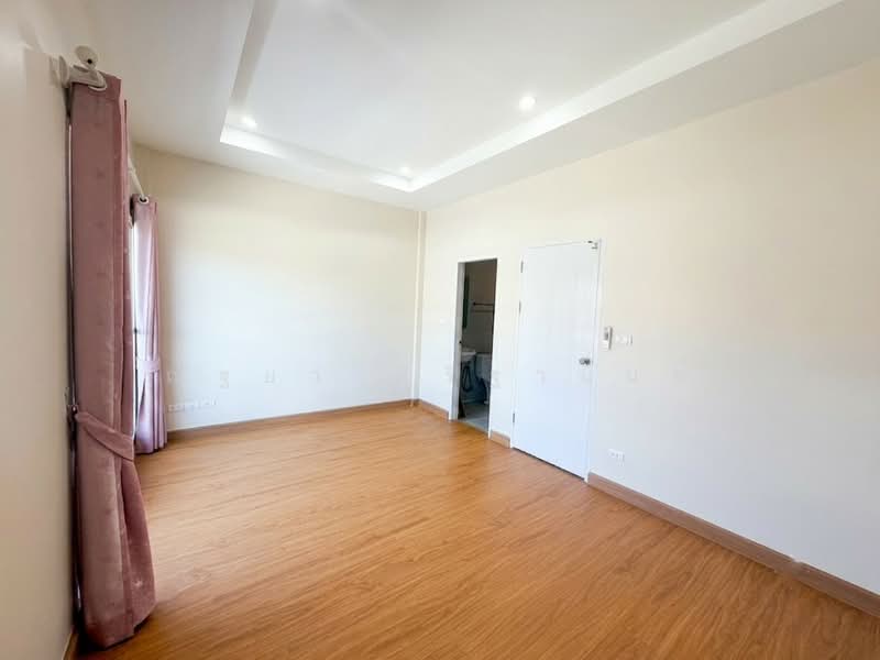 Supalai Pride Wongwaen-Lumlukka Klong 6, Pathum Thani, Bung Kham Proi, Lam Luk Ka, Pathum Thani, 3 Bedrooms, 113 sqm, Single Detached House For Sale, by ณัฐยา ศิริฐานนท์, 500502436 - DDproperty.com