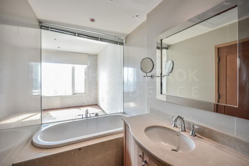 The Empire Place, Bangkok, 88 Narathiwatratchanakharin Road, Thung Maha Mek, Sathon, Bangkok, 2 Bedrooms, 106 sqm, Condo For Sale, by Sirirut Havee Akehurst, 500502448 - DDproperty.com
