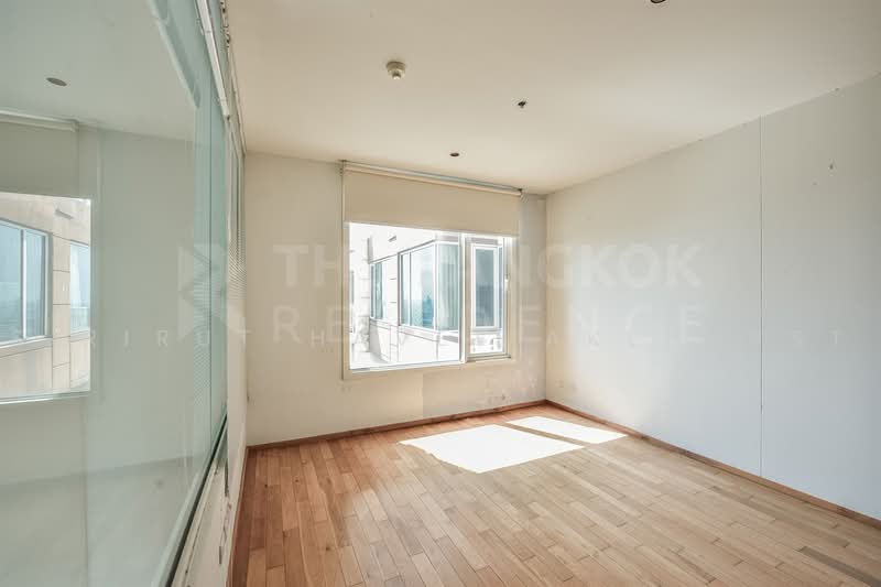 The Empire Place, Bangkok, 88 Narathiwatratchanakharin Road, Thung Maha Mek, Sathon, Bangkok, 2 Bedrooms, 106 sqm, Condo For Sale, by Sirirut Havee Akehurst, 500502448 - DDproperty.com