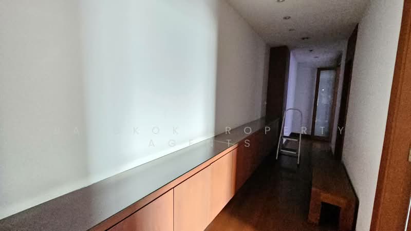 Icon III, Bangkok, 858 Sukhumvit Road, Khlong Tan Nua, Watthana, Bangkok, 1 Bedroom, 90 sqm, Condo For Rent, by BANGKOK PROPERTY AGENTS, 500502455 - DDproperty.com