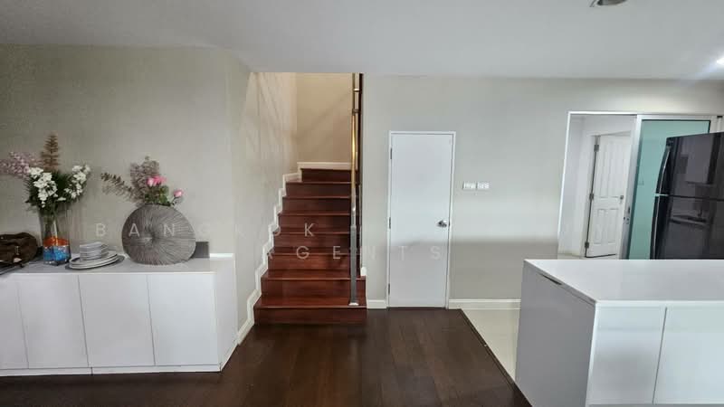 Belle Grand Rama 9, Bangkok, 131 Rama 9 Road, Huai Khwang, Bangkok, 5 Bedrooms, 267 sqm, Condo For Rent, by BANGKOK PROPERTY AGENTS, 500502484 - DDproperty.com