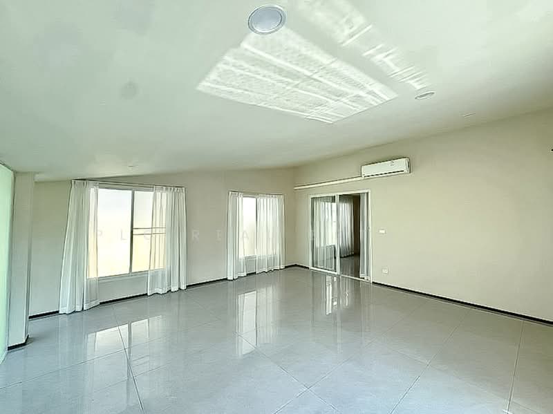 High End House for Sale Jomtien Pattaya 4 Bedrooms Near Beach, Chon Buri (Pattaya), Nong Pru, Bang Lamung (Pattaya), Chon Buri (Pattaya), 4 Bedrooms, 400 sqm, Single Detached House For Sale, by PLC real estate, 500502486 - DDproperty.com