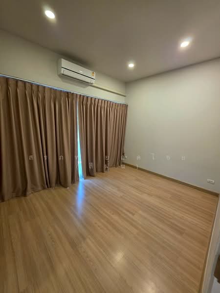 Britania Wongwaen-Hathairat, Pathum Thani, Hathairat Road, Bung Kham Proi, Lam Luk Ka, Pathum Thani, 3 Bedrooms, 140 sqm, Semi-Detached House (Twin House) For Rent, by สรภพ ยอดไชย (สีฝุ่น), 500502490 - DDproperty.com