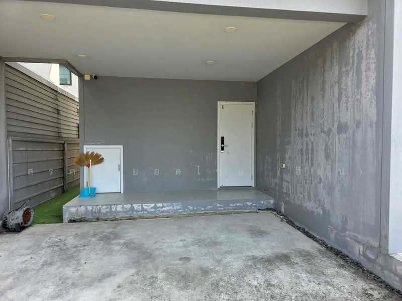 Britania Wongwaen-Hathairat, Pathum Thani, Hathairat Road, Bung Kham Proi, Lam Luk Ka, Pathum Thani, 3 Bedrooms, 140 sqm, Semi-Detached House (Twin House) For Rent, by สรภพ ยอดไชย (สีฝุ่น), 500502490 - DDproperty.com