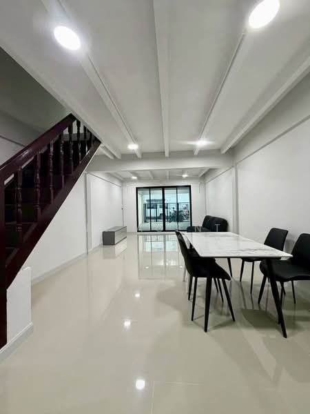 Saithongniwet Soi Tiwanon 45 : หมู่บ้านทรายทองนิเวศน์ ซอยติวานนท์ 45, นนทบุรี, ซอยติวานนท์ 45 ถนนติวานนท์, ท่าทราย, เมืองนนทบุรี, นนทบุรี, 99 ตร.ม., ทาวน์เฮ้าส์ ขาย, โดย NR AGENT, 500502514 - DDproperty.com