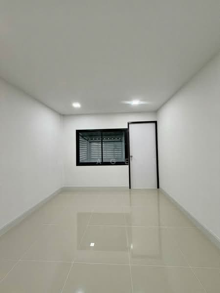 Saithongniwet Soi Tiwanon 45 : หมู่บ้านทรายทองนิเวศน์ ซอยติวานนท์ 45, นนทบุรี, ซอยติวานนท์ 45 ถนนติวานนท์, ท่าทราย, เมืองนนทบุรี, นนทบุรี, 99 ตร.ม., ทาวน์เฮ้าส์ ขาย, โดย NR AGENT, 500502514 - DDproperty.com