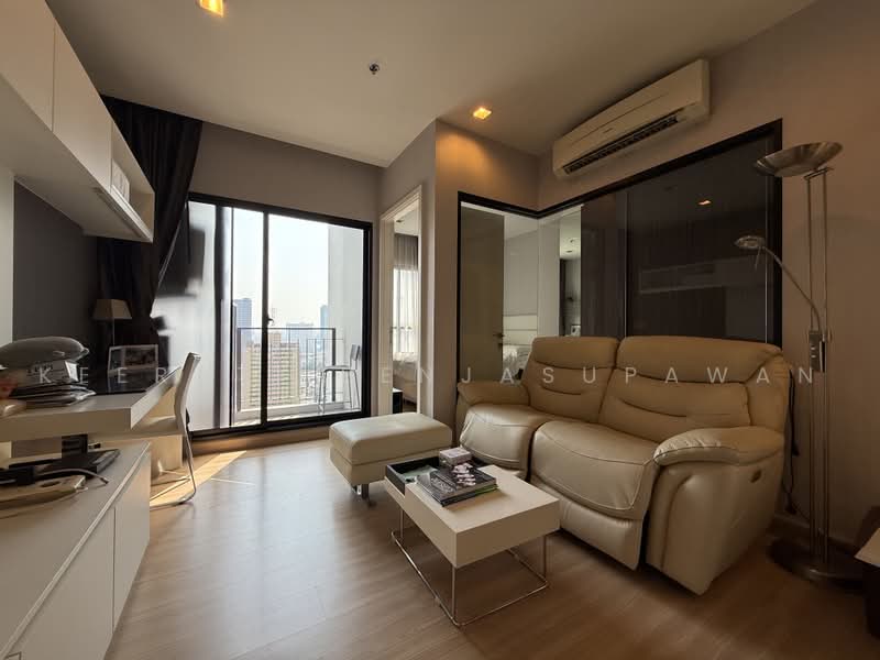 Urbano Absolute Sathon-Taksin, Bangkok, 345 Charoen Nakhon 14/2 Alley, Khlong Ton Sai, Khlong San, Bangkok, 1 Bedroom, 38 sqm, Condo For Sale, by Keerati Benjasupawan, 500502515 - DDproperty.com