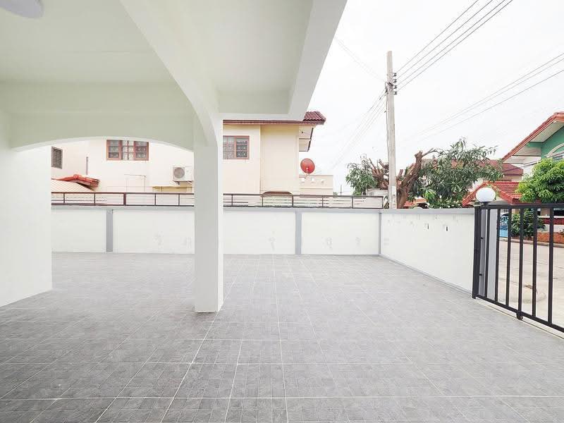 ขายราคาพิเศษ บ้านเดี่ยว 2 ชั้น 52.6 ตร.ว. ม.กิตติยารักษ์5 ขนาด 4 ห้องนอน 2 ห้องน้ำ บ้านหลังใหญ่ ทำเล, นนทบุรี, บางกรวย-ไทรน้อย, ไทรน้อย, นนทบุรี, 300 ตร.ม., บ้านเดี่ยว ขาย, โดย วิภา รุ่งธุระ, 500502527 - DDproperty.com