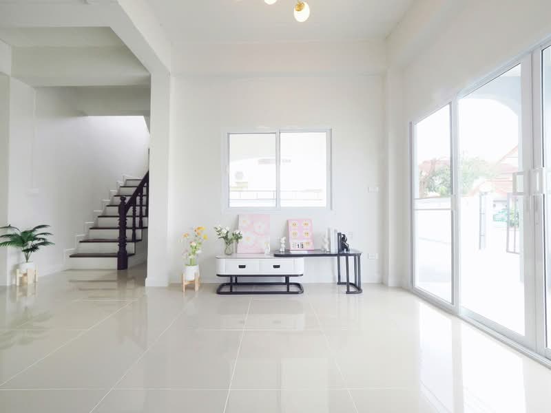 ขายราคาพิเศษ บ้านเดี่ยว 2 ชั้น 52.6 ตร.ว. ม.กิตติยารักษ์5 ขนาด 4 ห้องนอน 2 ห้องน้ำ บ้านหลังใหญ่ ทำเล, Nonthaburi, บางกรวย-ไทรน้อย, Sai Noi, Nonthaburi, 4 Bedrooms, 300 sqm, Single Detached House For Sale, by wipa รุ่งธุระ, 500502527 - DDproperty.com