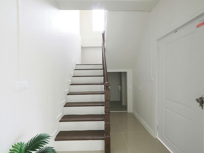 ขายราคาพิเศษ บ้านเดี่ยว 2 ชั้น 52.6 ตร.ว. ม.กิตติยารักษ์5 ขนาด 4 ห้องนอน 2 ห้องน้ำ บ้านหลังใหญ่ ทำเล, นนทบุรี, บางกรวย-ไทรน้อย, ไทรน้อย, นนทบุรี, 300 ตร.ม., บ้านเดี่ยว ขาย, โดย วิภา รุ่งธุระ, 500502527 - DDproperty.com