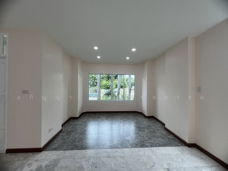 บ้านมณีรินทร์ มาสเตอร์พีซ, Pathum Thani, Ban Klang, Muang Pathum Thani, Pathum Thani, 4 Bedrooms, 420 sqm, Single Detached House For Rent, by Apinya Pitakchaitham, 500502547 - DDproperty.com