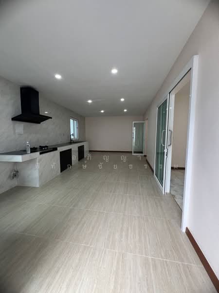 บ้านมณีรินทร์ มาสเตอร์พีซ, Pathum Thani, Ban Klang, Muang Pathum Thani, Pathum Thani, 4 Bedrooms, 420 sqm, Single Detached House For Rent, by Apinya Pitakchaitham, 500502547 - DDproperty.com