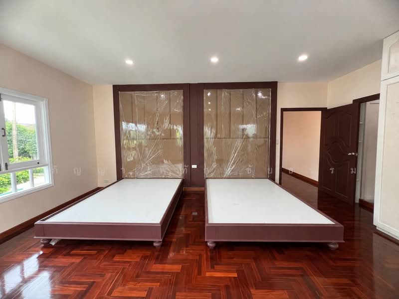 บ้านมณีรินทร์ มาสเตอร์พีซ, Pathum Thani, Ban Klang, Muang Pathum Thani, Pathum Thani, 4 Bedrooms, 420 sqm, Single Detached House For Rent, by Apinya Pitakchaitham, 500502547 - DDproperty.com