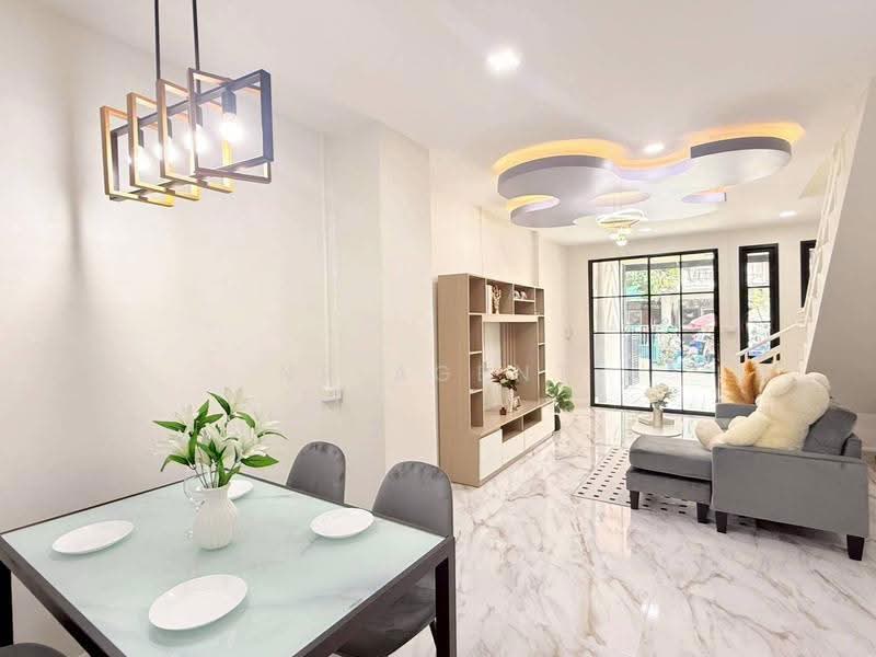 Silk Town Saimai, Bangkok, Sai Mai, Bangkok, 2 Bedrooms, 100 sqm, Townhouse For Sale, by NR AGENT, 500502557 - DDproperty.com