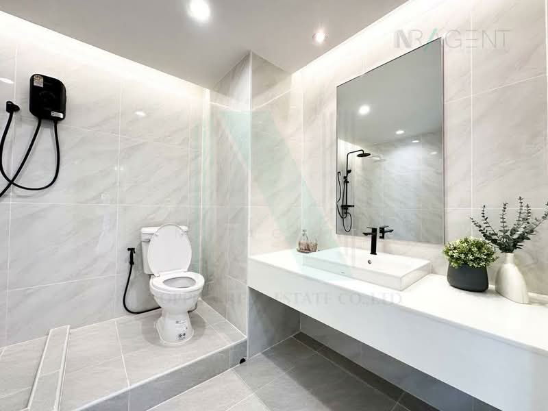 Fare Tower, Bangkok, Soi Sukhumvit 50, Phra Kanong, Khlong Toei, Bangkok, 2 Bedrooms, 75 sqm, Condo For Sale, by NR AGENT, 500502577 - DDproperty.com