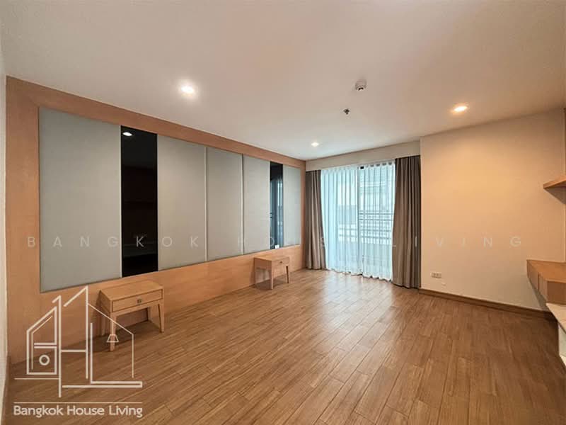 Baan Thai Living Ekkamai, Bangkok, 40 Soi Pridi Banomyong 31, Khlong Tan Nua, Watthana, Bangkok, 3 Bedrooms, 434 sqm, Condo For Rent, by Bangkok House Living, 500502582 - DDproperty.com