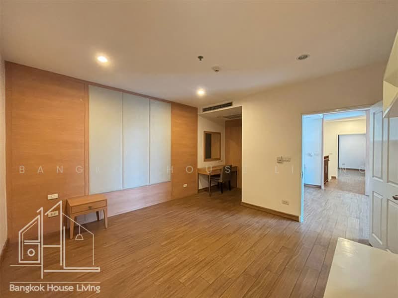 Baan Thai Living Ekkamai, Bangkok, 40 Soi Pridi Banomyong 31, Khlong Tan Nua, Watthana, Bangkok, 3 Bedrooms, 434 sqm, Condo For Rent, by Bangkok House Living, 500502582 - DDproperty.com