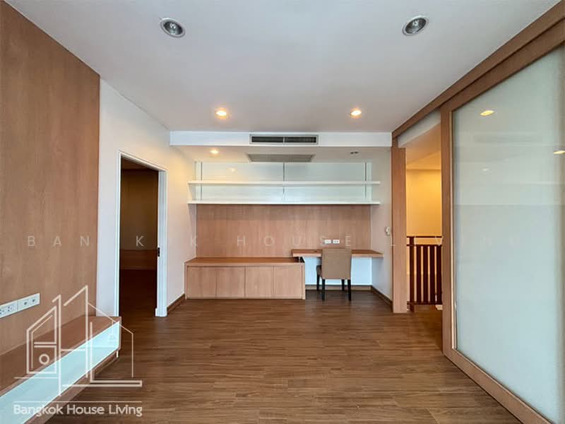 Baan Thai Living Ekkamai, Bangkok, 40 Soi Pridi Banomyong 31, Khlong Tan Nua, Watthana, Bangkok, 3 Bedrooms, 434 sqm, Condo For Rent, by Bangkok House Living, 500502582 - DDproperty.com