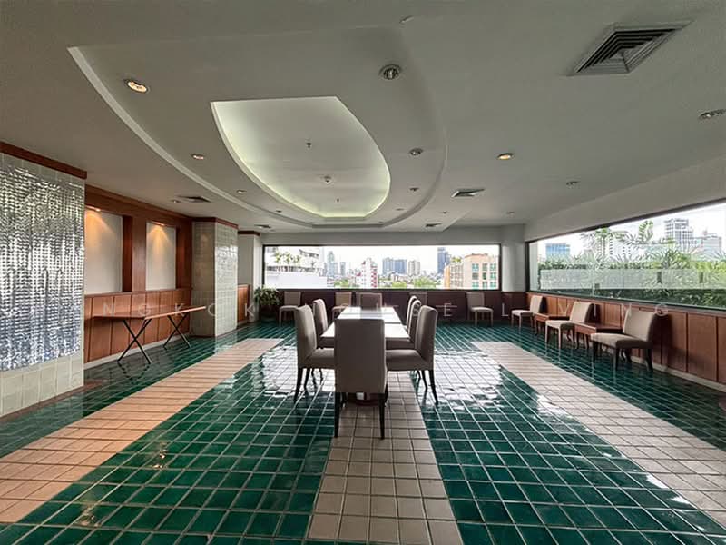 Baan Thai Living Ekkamai, Bangkok, 40 Soi Pridi Banomyong 31, Khlong Tan Nua, Watthana, Bangkok, 3 Bedrooms, 434 sqm, Condo For Rent, by Bangkok House Living, 500502582 - DDproperty.com