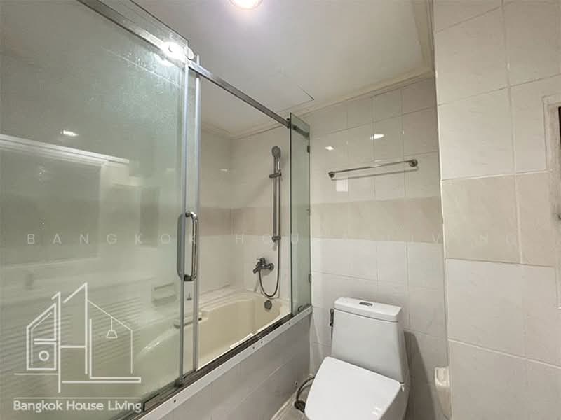 GM Mansion, Bangkok, 5 Soi Sukhumvit 30, Khlong Tan Nua, Watthana, Bangkok, 4 Bedrooms, 450 sqm, Condo For Rent, by Bangkok House Living, 500502590 - DDproperty.com