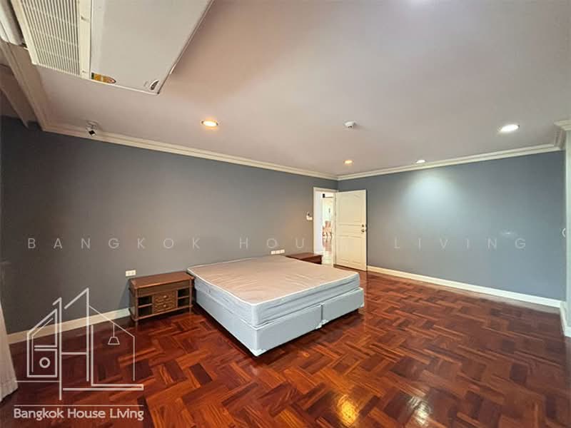 GM Mansion, Bangkok, 5 Soi Sukhumvit 30, Khlong Tan Nua, Watthana, Bangkok, 4 Bedrooms, 450 sqm, Condo For Rent, by Bangkok House Living, 500502590 - DDproperty.com