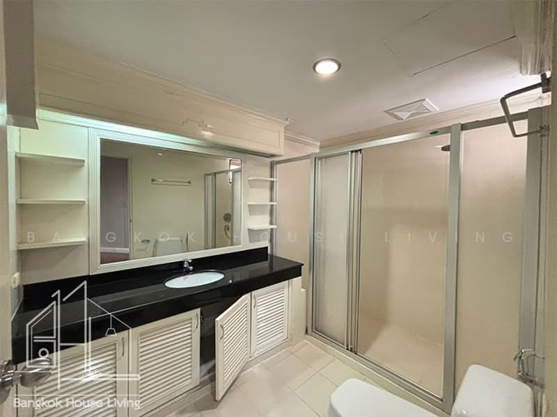 GM Mansion, Bangkok, 5 Soi Sukhumvit 30, Khlong Tan Nua, Watthana, Bangkok, 4 Bedrooms, 450 sqm, Condo For Rent, by Bangkok House Living, 500502590 - DDproperty.com