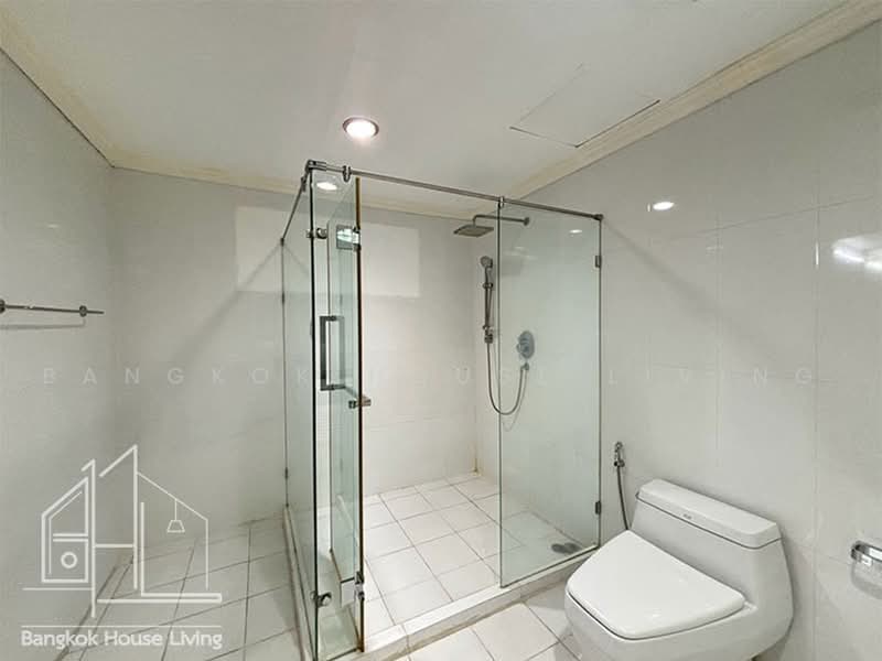 GM Mansion, Bangkok, 5 Soi Sukhumvit 30, Khlong Tan Nua, Watthana, Bangkok, 4 Bedrooms, 450 sqm, Condo For Rent, by Bangkok House Living, 500502590 - DDproperty.com