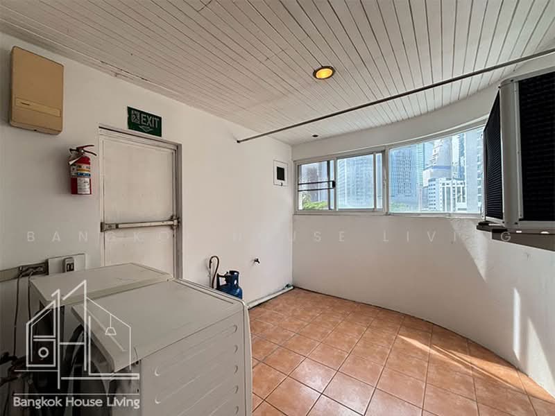 GM Mansion, Bangkok, 5 Soi Sukhumvit 30, Khlong Tan Nua, Watthana, Bangkok, 4 Bedrooms, 450 sqm, Condo For Rent, by Bangkok House Living, 500502590 - DDproperty.com