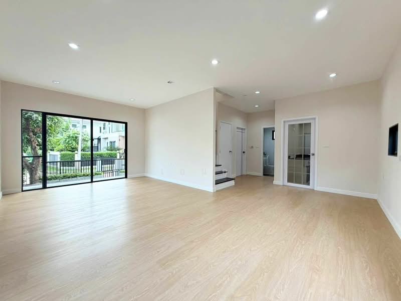 Saransiri Tiwanon Chaengwattana, Pathum Thani, Ban Mai, Muang Pathum Thani, Pathum Thani, 3 Bedrooms, 180 sqm, Single Detached House For Sale, by เอนก, 500502591 - DDproperty.com