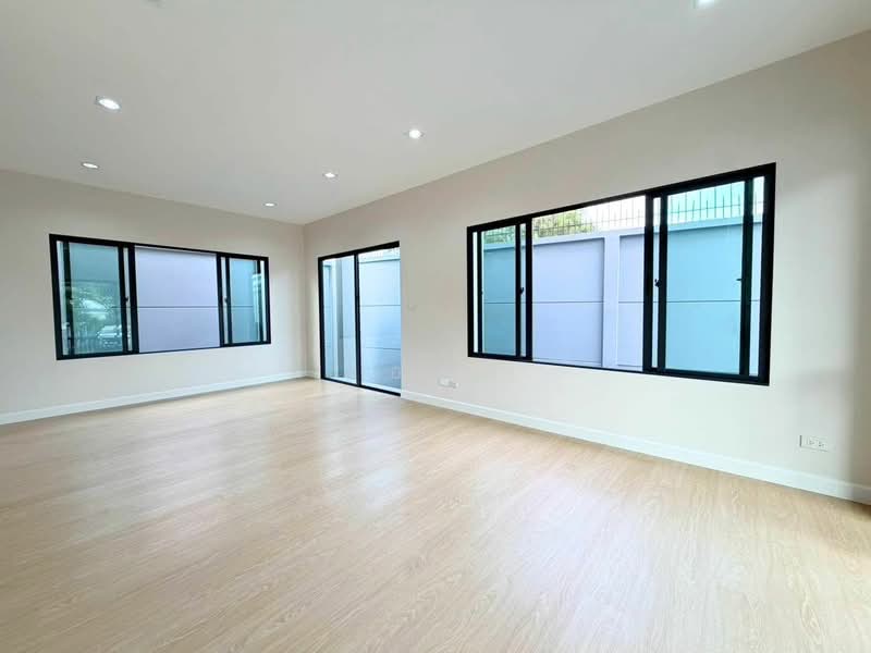 Saransiri Tiwanon Chaengwattana, Pathum Thani, Ban Mai, Muang Pathum Thani, Pathum Thani, 3 Bedrooms, 180 sqm, Single Detached House For Sale, by เอนก, 500502591 - DDproperty.com