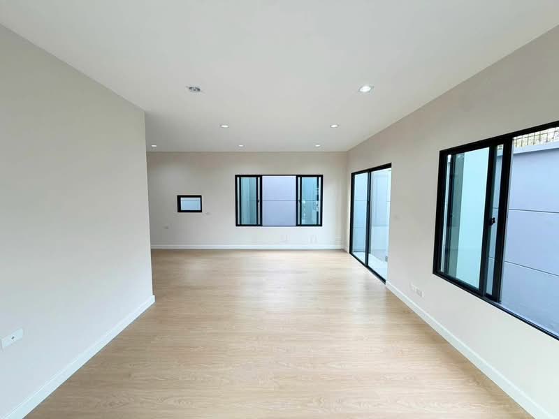 Saransiri Tiwanon Chaengwattana, Pathum Thani, Ban Mai, Muang Pathum Thani, Pathum Thani, 3 Bedrooms, 180 sqm, Single Detached House For Sale, by เอนก, 500502591 - DDproperty.com