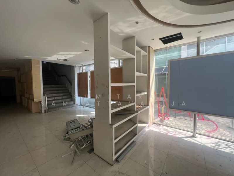 Building for rent Victory Monument, Phaya Thai, Bangkok, Thanon Phaya Thai, Ratchathewi, Bangkok, , 2,000 sqm, Retail Space For Rent, by Sumitara Sampattavanija, 500502594 - DDproperty.com