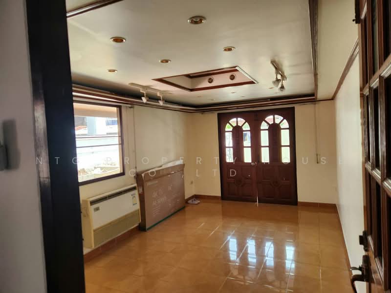 NG547 ให้เช่าบ้านเดี่ยว ห้วยขวาง ประชาราษฎร์บำเพ็ญ24 บ้านหลังใหญ่, กรุงเทพ, ประชาราษฎร์บำเพ็ญ, ห้วยขวาง, กรุงเทพ, 200 ตร.ม., บ้านเดี่ยว ให้เช่า, โดย NTG Property House Co.,Ltd., 500502597 - DDproperty.com