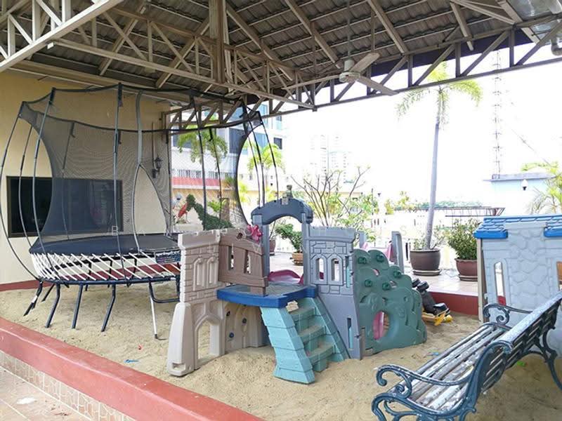 Promsak Mansion, Bangkok, สุขุมวิท 3 Sukhumvit, Khlong Tan Nua, Watthana, Bangkok, 3 Bedrooms, 200 sqm, Condo For Rent, by Bangkok House Living, 500502600 - DDproperty.com