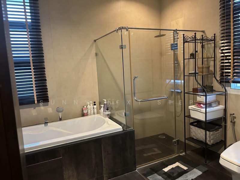 Golden Nakara, Bangkok, Soi On Nut 65, Prawet, Bangkok, 3 Bedrooms, 300 sqm, Single Detached House For Rent, by Sunny Next Step, 500502615 - DDproperty.com