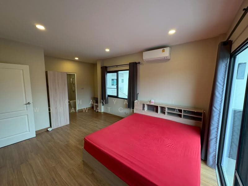 Centro Bangna Km.7, Samut Prakan, Buanakarin Road, Bang Kaeo, Bang Plee, Samut Prakan, 4 Bedrooms, 175 sqm, Single Detached House For Rent, by Chanyanath Worawatchaibaworn, 500502625 - DDproperty.com