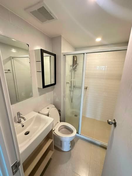 Chewathai Hallmark Ladprao - Chokchai 4 (Phase 2), Bangkok, Sangkhom Songkhro Road, Saphan Song, Wang Thonglang, Bangkok, 1 Bedroom, 27 sqm, Condo For Rent, by Rattanaporn Khamlit, 500502629 - DDproperty.com