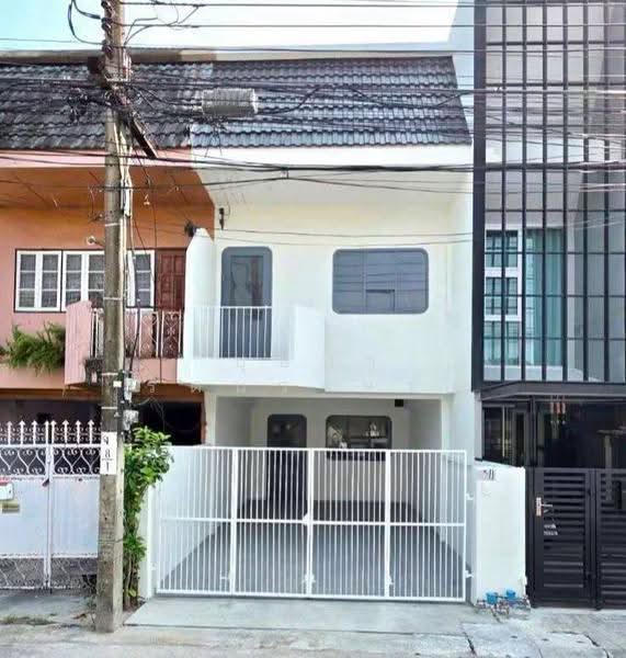 ทำเลติดถ.ราษฎร์พัฒนา บ้านอัครา รามคำแหง ให้เช่าทาวน์โฮม 3 ชั้น บ้านสวย เฟอร์ครบ พร้อมอยู่, กรุงเทพ, ราษฎร์พัฒนา, สะพานสูง, กรุงเทพ, 187 ตร.ม., ทาวน์เฮ้าส์ ให้เช่า, โดย บุษบา รัตนวงษ์ชัย, 500502631 - DDproperty.com