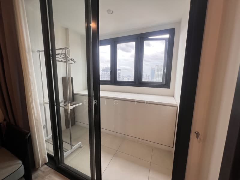 XT Huaikhwang, Bangkok, 244 Ratchadaphisek Road, Huai Khwang, Bangkok, 1 Bedroom, 36 sqm, Condo For Rent, by Eric Fu, 500502655 - DDproperty.com