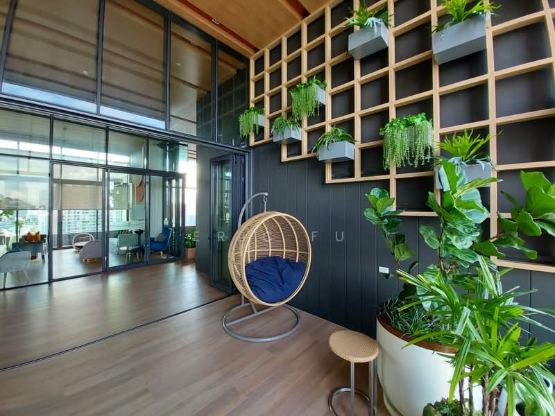 XT Huaikhwang, Bangkok, 244 Ratchadaphisek Road, Huai Khwang, Bangkok, 1 Bedroom, 36 sqm, Condo For Rent, by Eric Fu, 500502655 - DDproperty.com