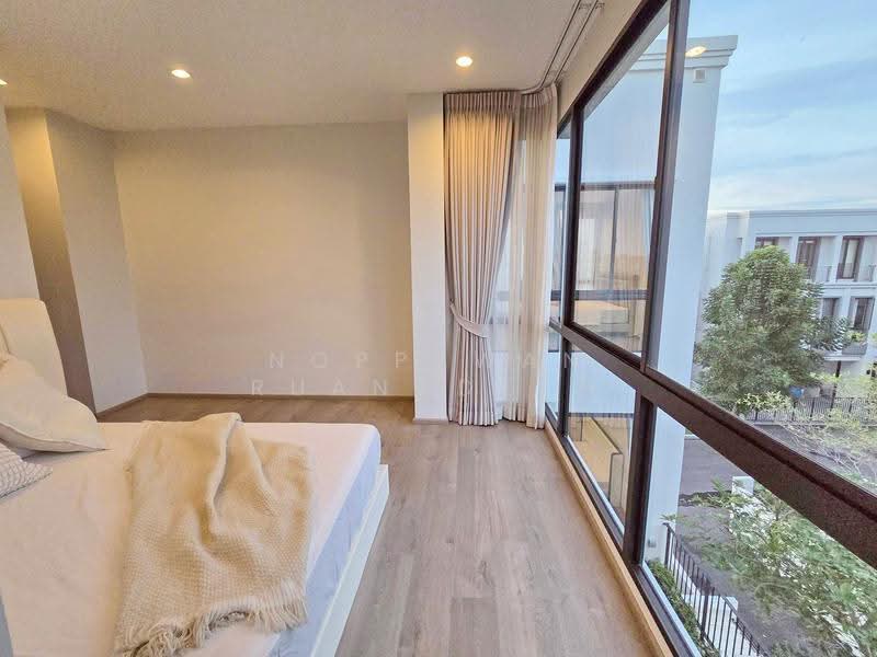 Aerie Srinakarin-Krungthepkreetha, Bangkok, Srinakarin - Romklao Road, Khlong Song Ton Nun, Lat Krabang, Bangkok, 5 Bedrooms, 390 sqm, Single Detached House For Rent, by Noppawan Ruangdech, 500502658 - DDproperty.com