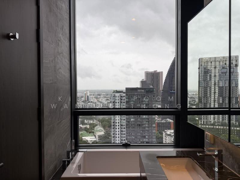 The Esse Sukhumvit 36, Bangkok, Soi Sukhumvit 36, Sukhumvit Road, Phra Kanong, Khlong Toei, Bangkok, 2 Bedrooms, 75 sqm, Condo For Rent, by Kitsadapoom Wanpholthong, 500502672 - DDproperty.com