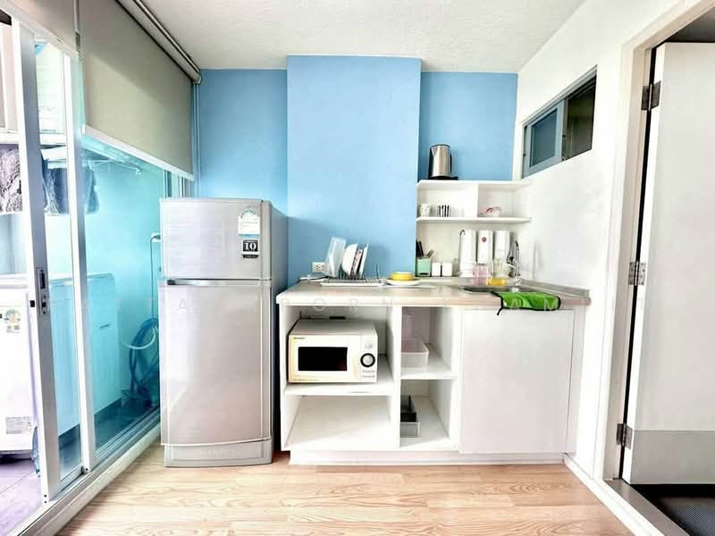 Lumpini Ville On Nut-Latkrabang, Bangkok, Lat Krabang Road, Lat Krabang, Bangkok, 2 Bedrooms, 52 sqm, Condo For Rent, by Rattanaporn Khamlit, 500502723 - DDproperty.com