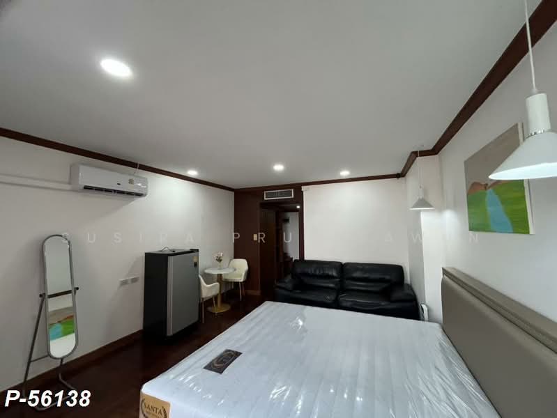 Country Complex Bangna, Bangkok, Sanpawut Road, Bang Na, Bangkok, Studio, 38 sqm, Condo For Rent, by Susira Prueksawun, 500502757 - DDproperty.com