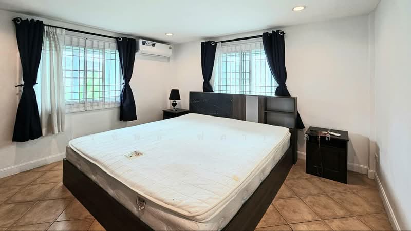 Sammakon Ramkhamhaeng, Bangkok, Ramkhamhaeng Road, Saphan Sung, Bangkok, 4 Bedrooms, 200 sqm, Single Detached House For Sale, by Pornthip Flavell, 500502760 - DDproperty.com