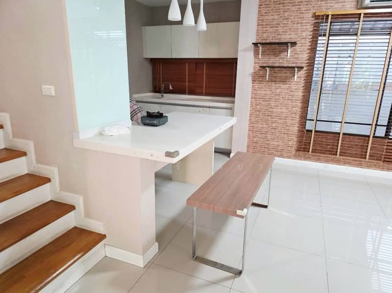 Mantana Lake Watcharapol, Bangkok, Sukhaphiban 5 Road, O-Ngoen, Sai Mai, Bangkok, 6 Bedrooms, 300 sqm, Single Detached House For Sale, by ภัทรพล ศรีกัลยาณบุตร, 500502767 - DDproperty.com